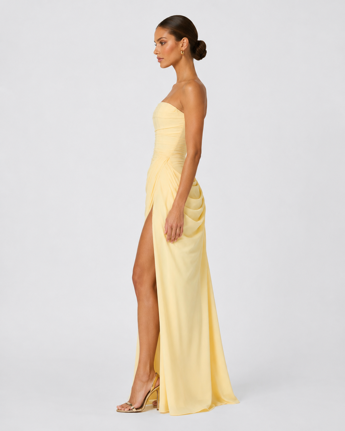 Constanza™ | Vestido largo strapless amarillo claro